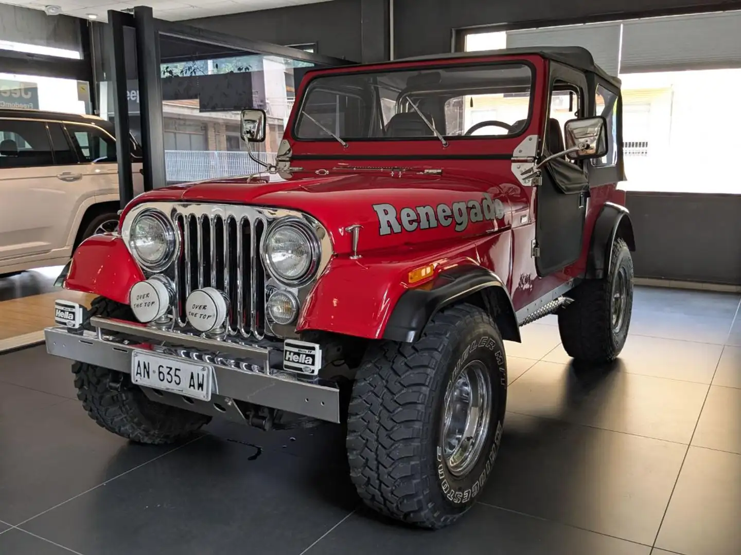 Jeep CJ-7 GOLDEN EAGLE Roşu - 2