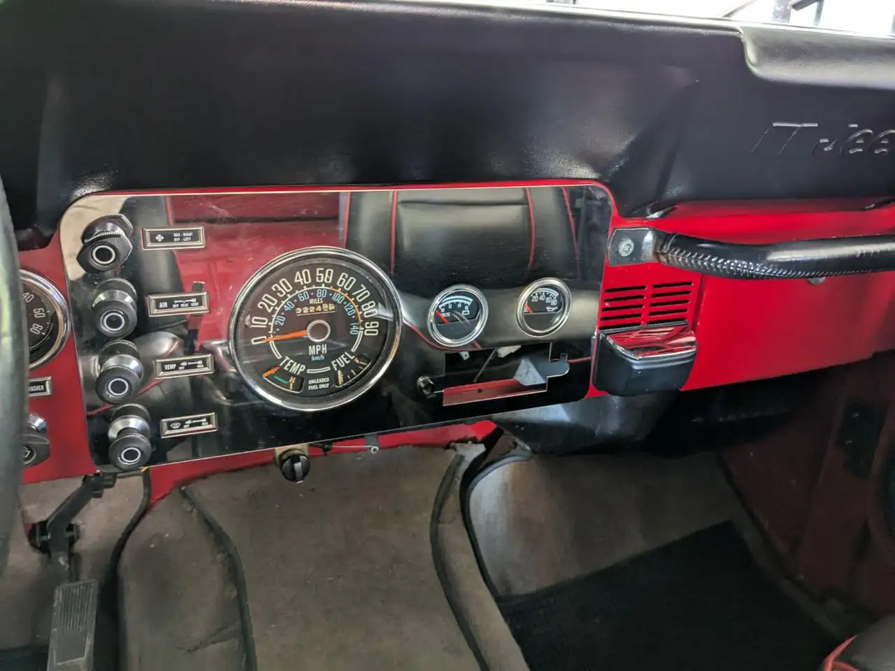 Jeep CJ-7 GOLDEN EAGLE, foto 11