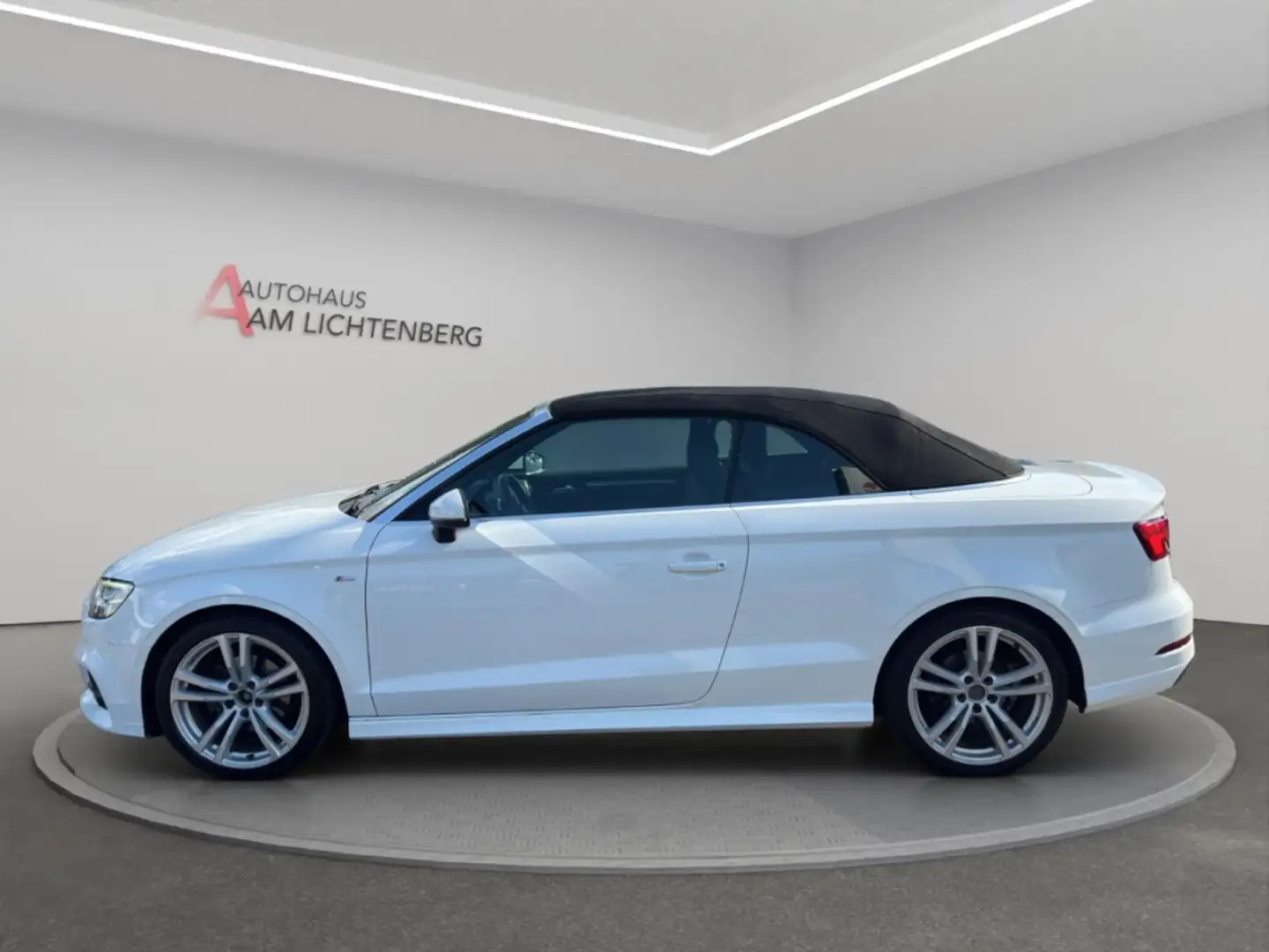 Audi A3 Cabriolet 35 TFSI 3x S LINE Sport LED+NAVI+PDC+KEY Weiß - 2