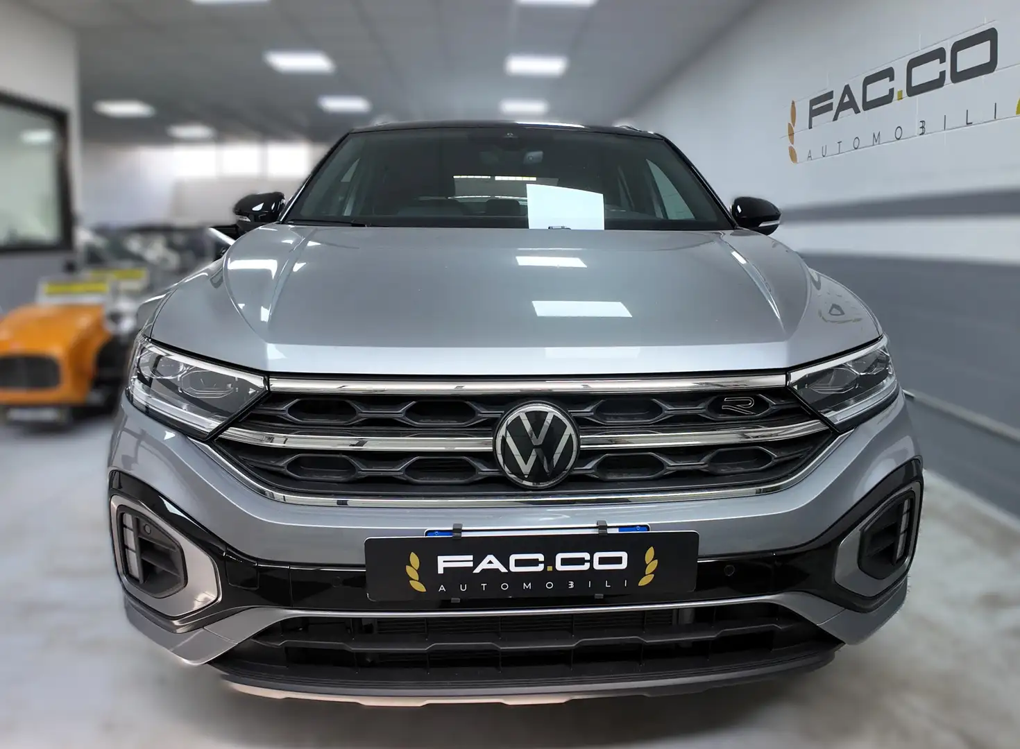 Volkswagen T-Roc T-Roc 2.0 tdi R-Line 150cv dsg Silber - 2