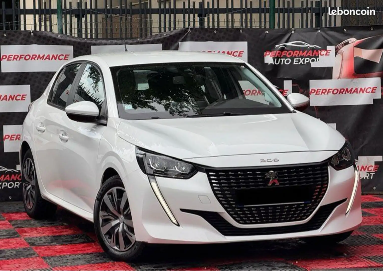Peugeot 208 1.2 VTi New Model année 12-2020 58.000KM Certifié  Blanc - 2