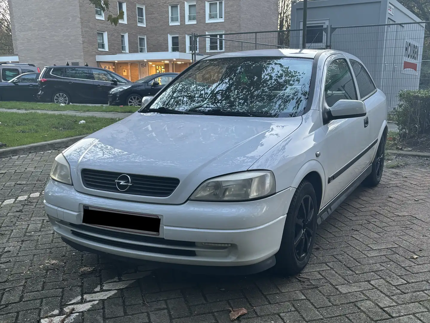Opel Astra G Hatchback Blanc - 1