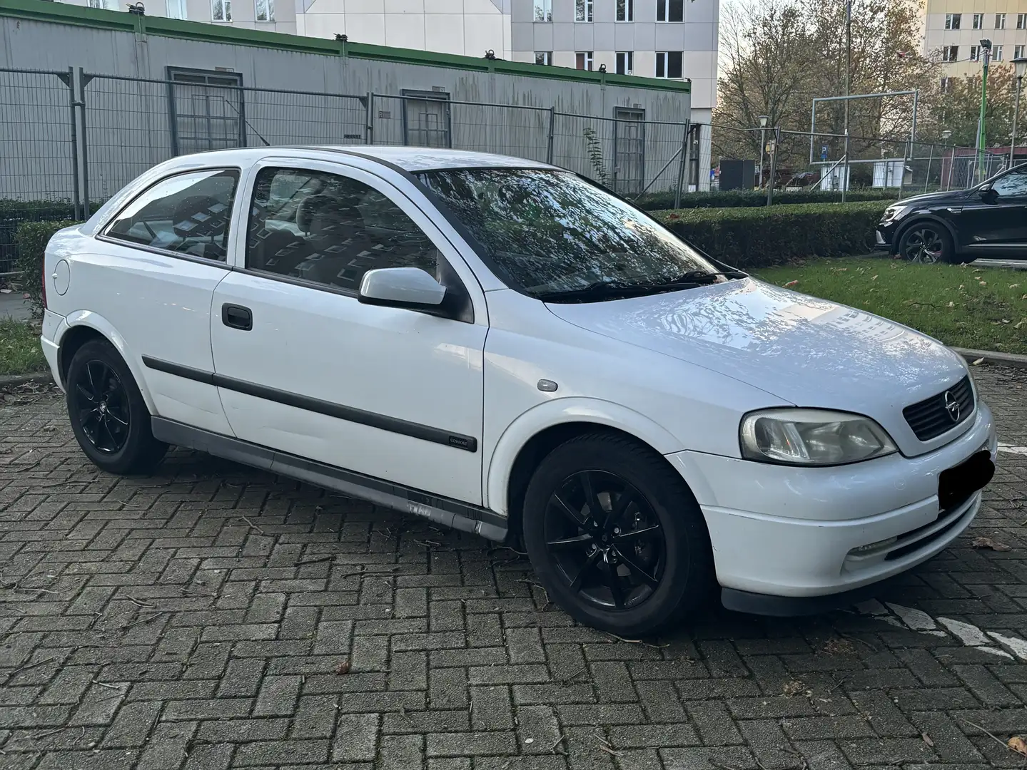 Opel Astra G Hatchback Blanc - 2