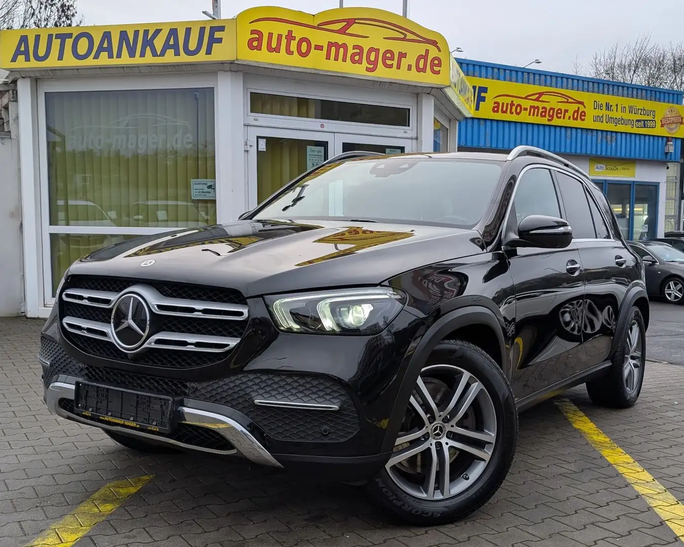 Mercedes-Benz GLE 350 e4Matic*1Hd*Dis+*AHK*360°PANO*JungeSterne Noir - 1