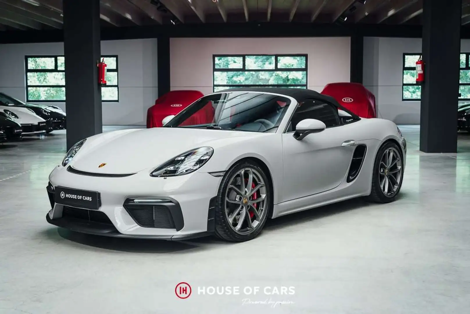 Porsche 718 Spyder PDK - Lots of X options - Chalk Grey - AS NEW Gris - 2