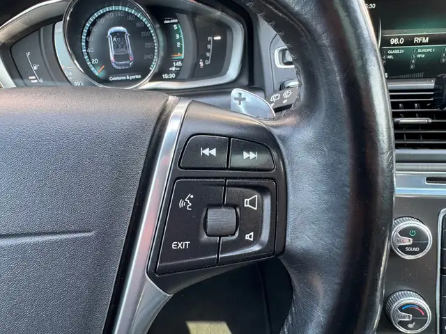 Volvo XC60 view 15