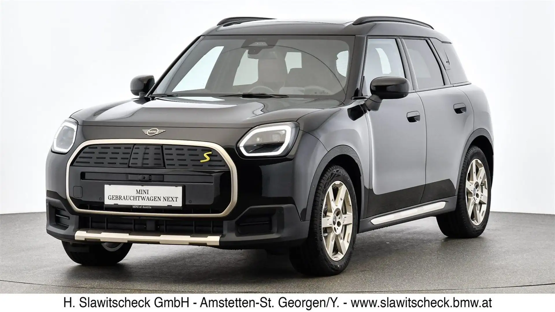 MINI Cooper SE Countryman Countryman SE All4 64.6kWh Schwarz - 1