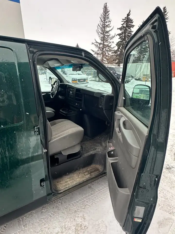2014 GMC Savana