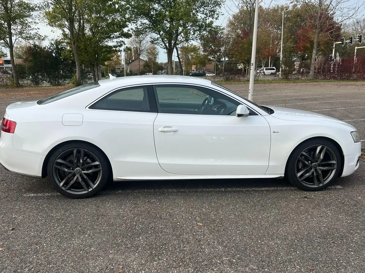 Audi A5 A5 2.0 TFSI q. ProL. 3*S line  automaat Wit - 1