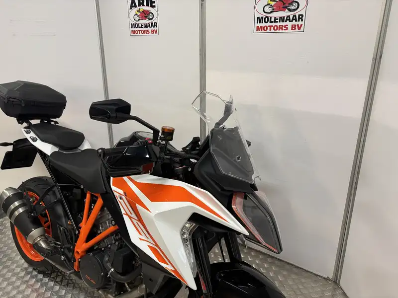 KTM 1290 Super Duke GT - foto 3