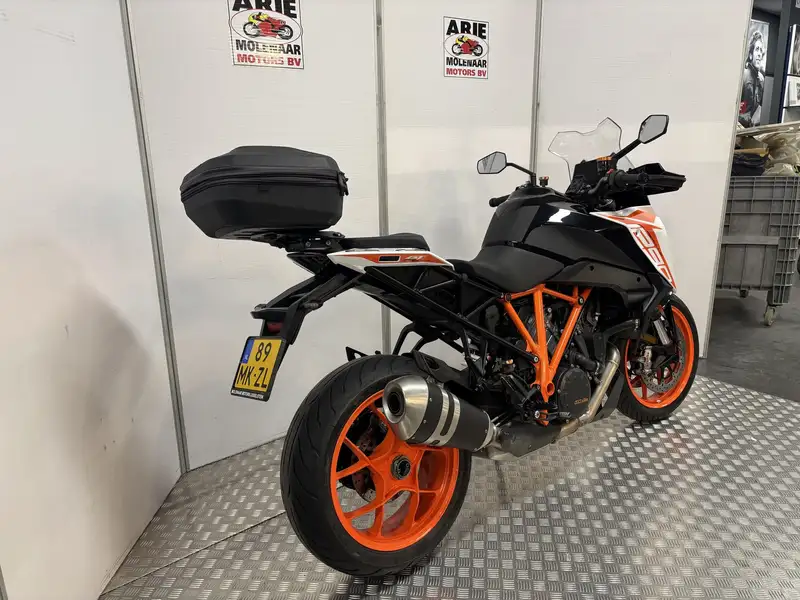 KTM 1290 Super Duke GT - foto 4