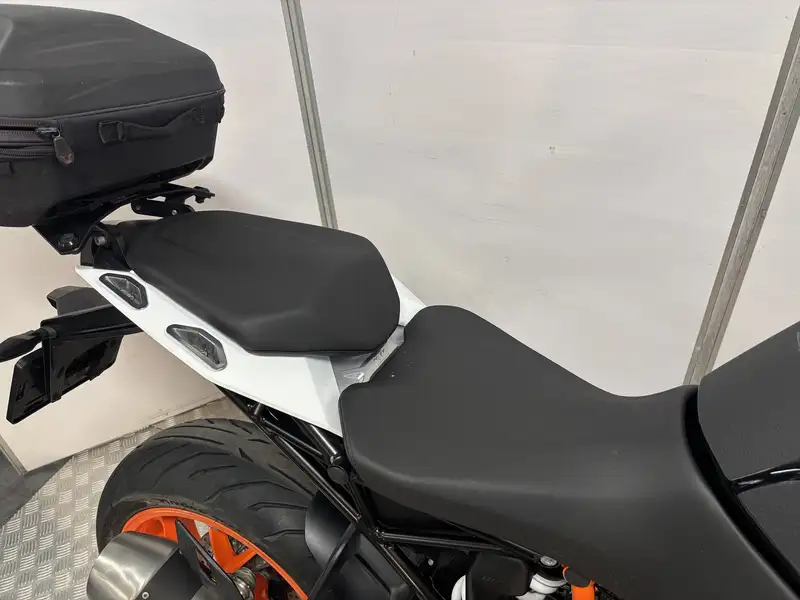 KTM 1290 Super Duke GT - foto 7