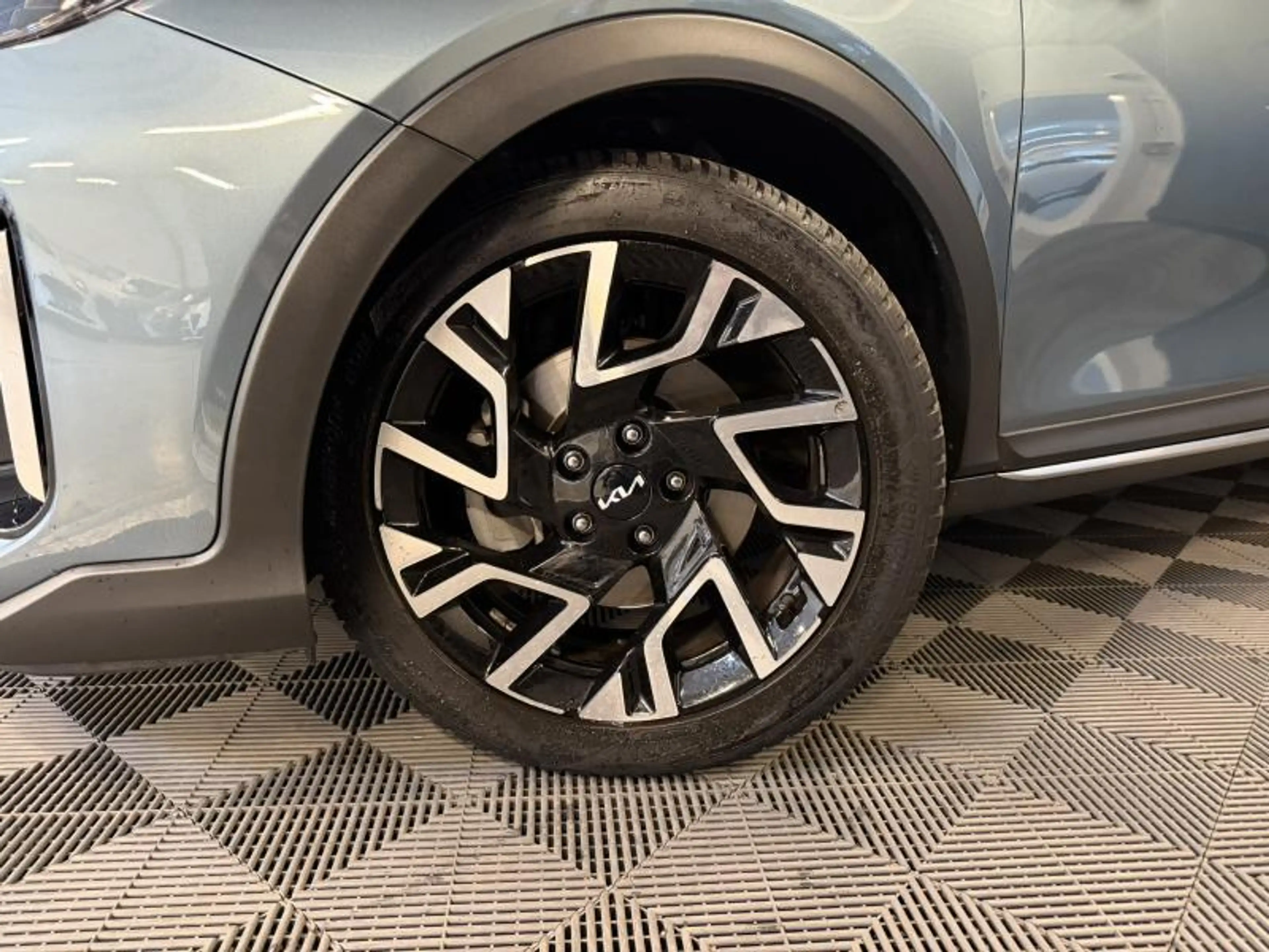 Kia XCeed 1.5T-GDi 140cv *Camera*Carplay*Cruise* — photo 12