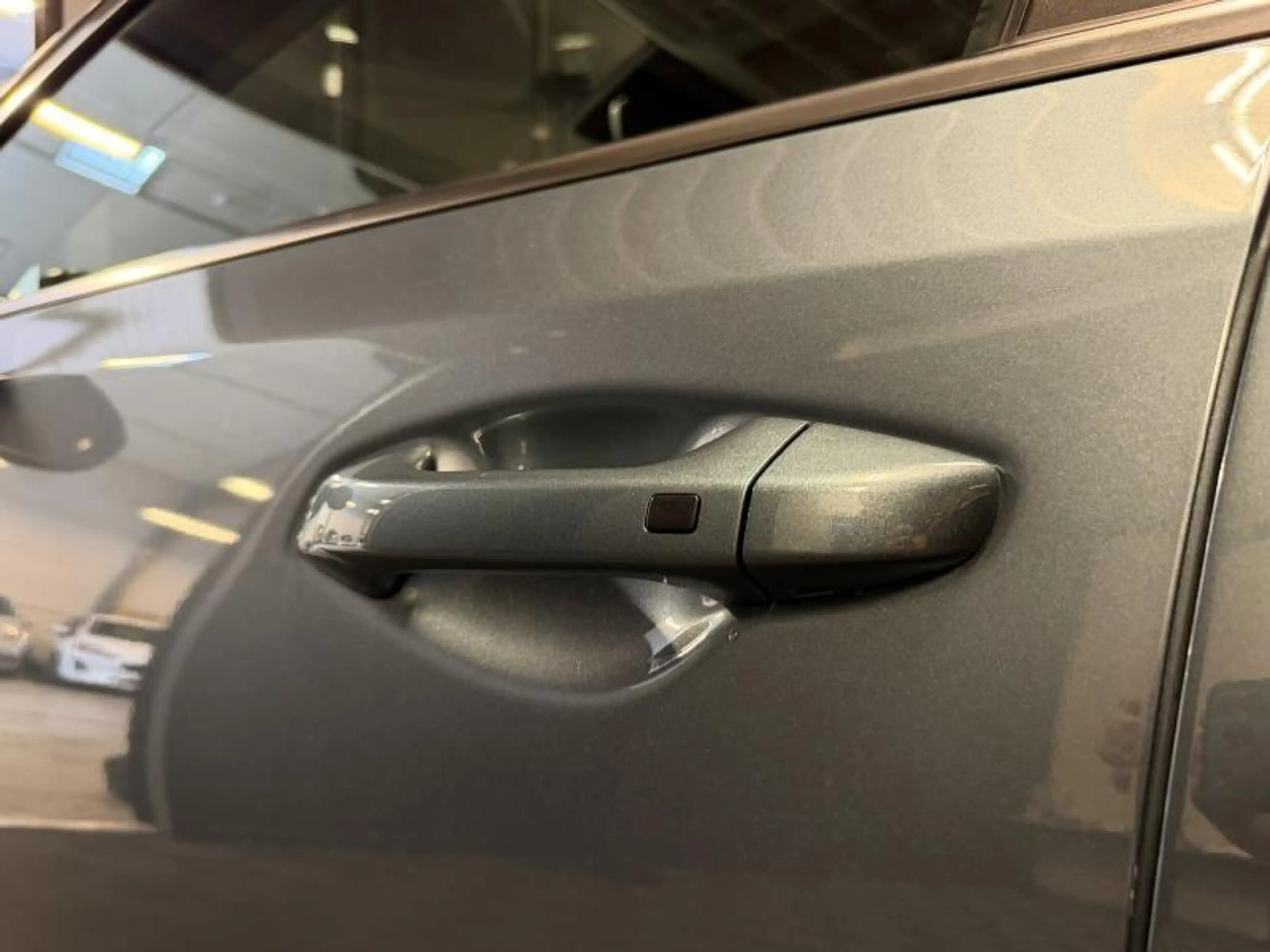 Kia XCeed 1.5T-GDi 140cv *Camera*Carplay*Cruise* — photo 11