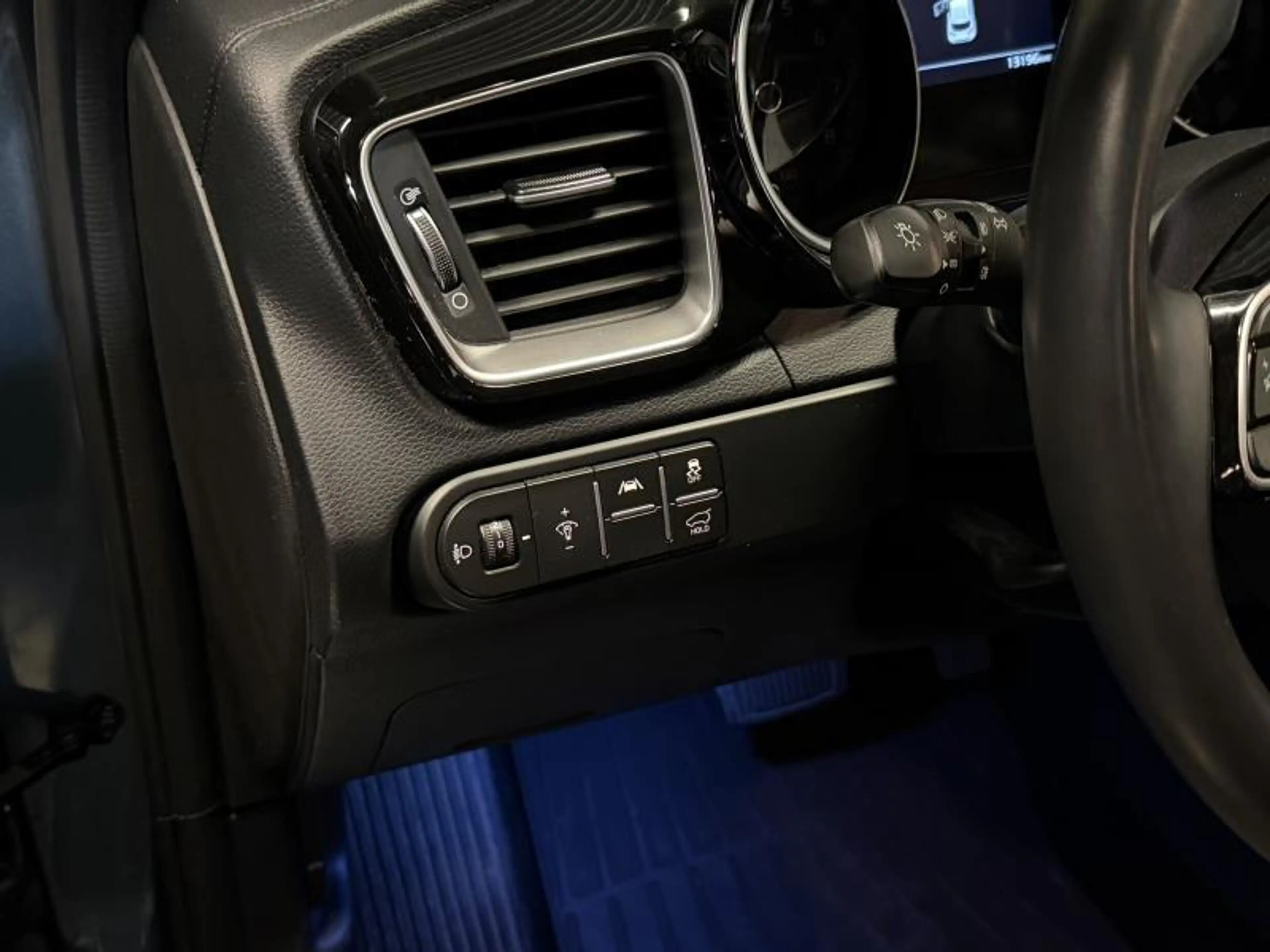 Kia XCeed 1.5T-GDi 140cv *Camera*Carplay*Cruise* — photo 15