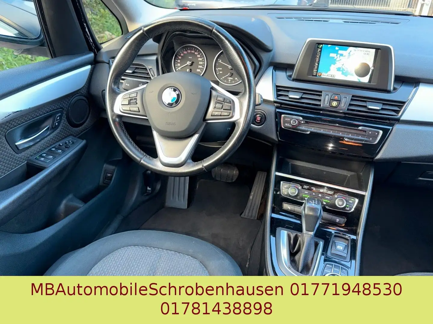 BMW 218 d xDrive Advantage Grau - 2