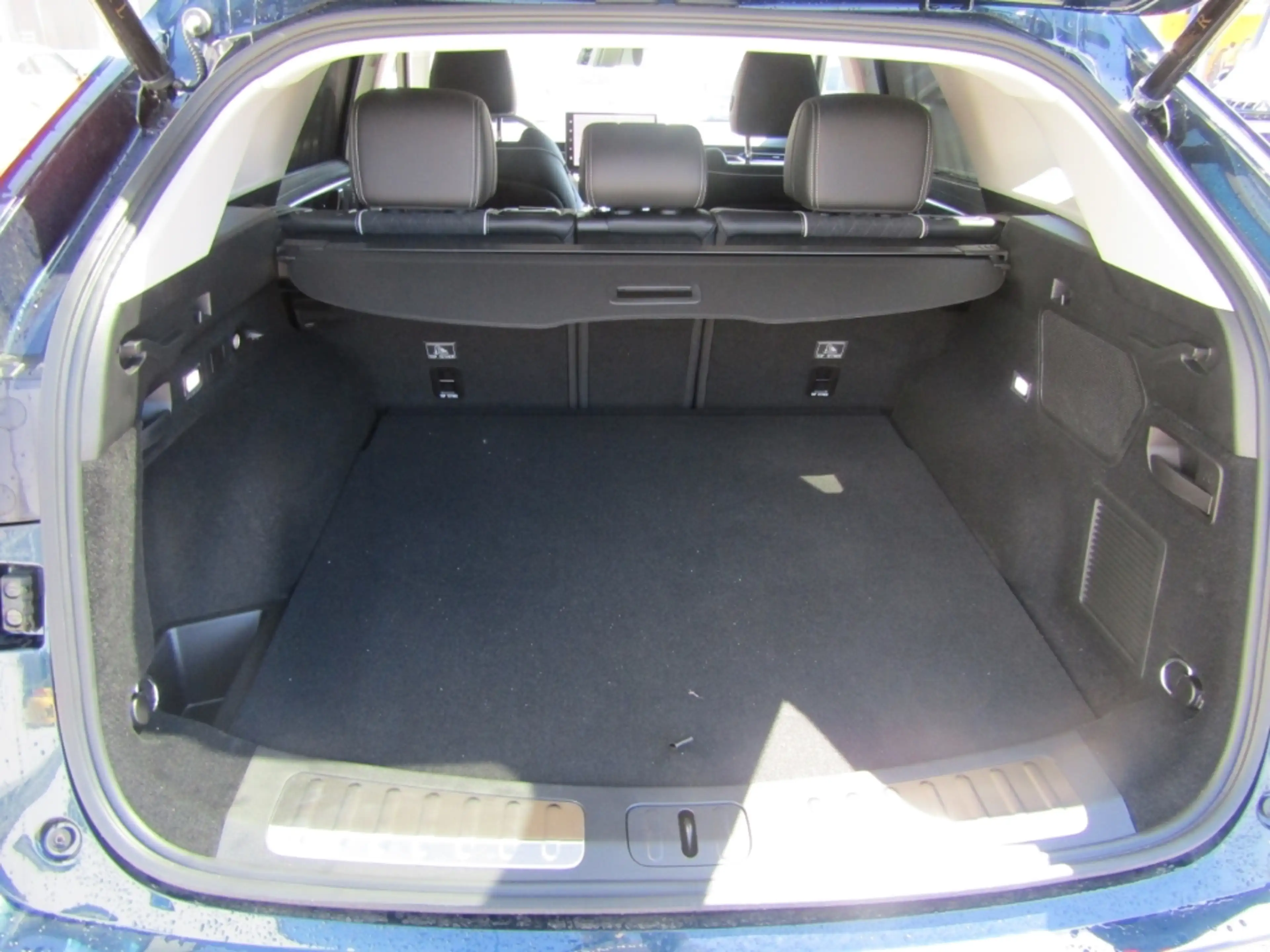 GWM WEY 05 2.0 PHEV Luxury 4WD NAVI MATRIX SHZ SCC RFK PANORA — photo 7