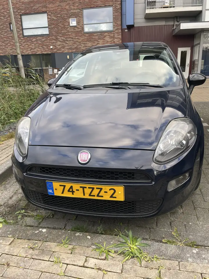 Fiat Punto 0.9 TwinAir Easy — photo 1 of 12