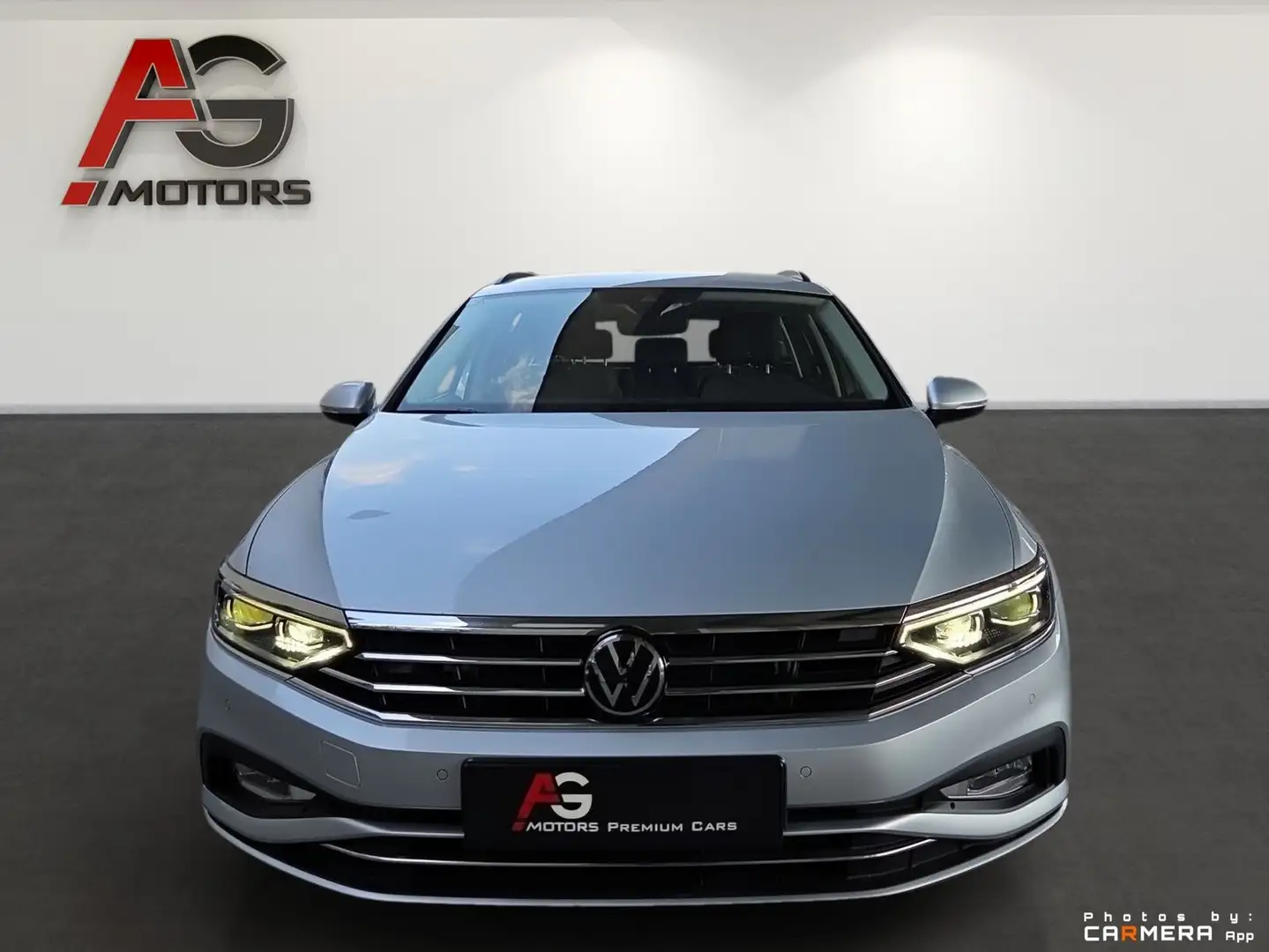 Volkswagen Passat Variant Business 2,0 SCR TDI/virtual Cockpit/LED/Navi/Kam Silber - 2