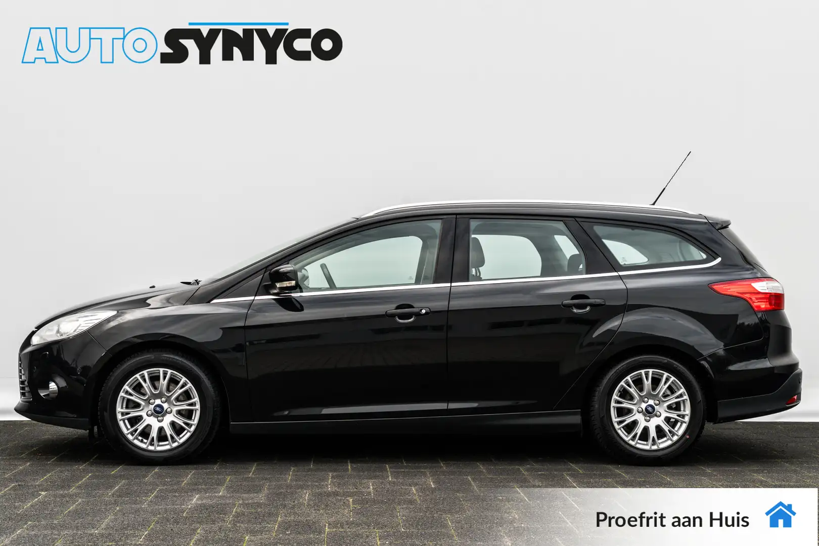 Ford Focus Wagon 1.6 EcoBoost Titanium | Trekhaak | PDC | Cru Schwarz - 2