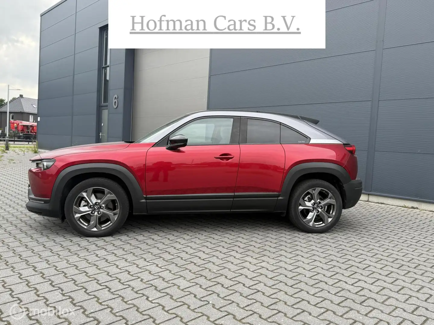 Mazda MX-30 e-SkyActiv 145 F 36 kWh HUD Navi Camera LUXE Incl Roşu - 2