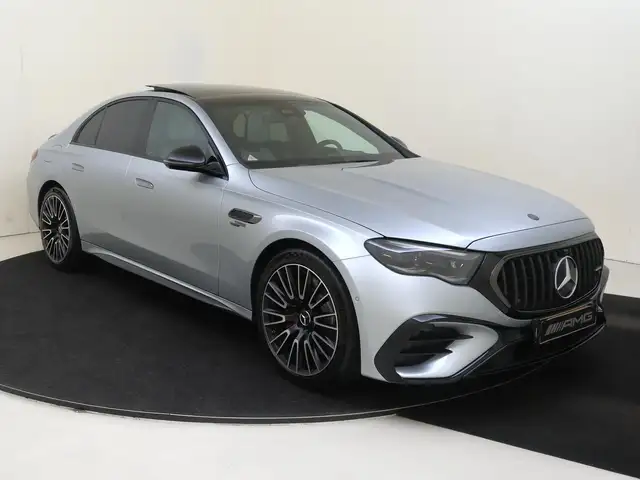 Mercedes-Benz E-Class view 2