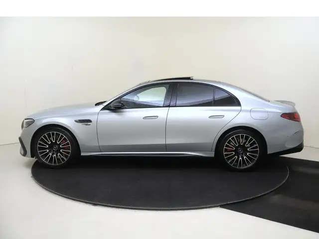 Mercedes-Benz E-Class view 8