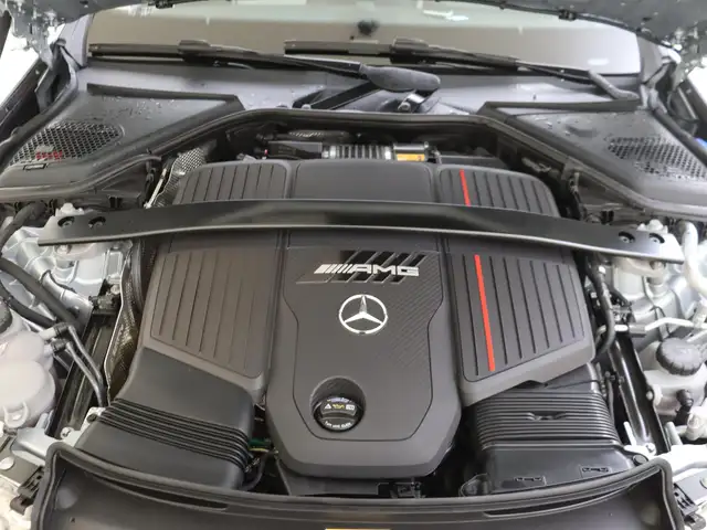 Mercedes-Benz E-Class view 5