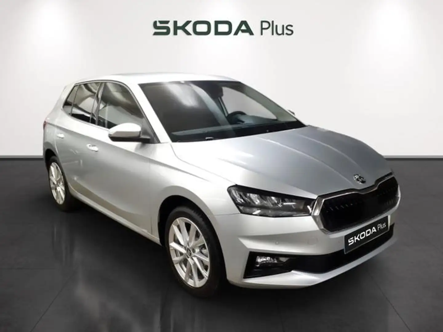 Skoda Fabia 1.0 TSI Selection 85kW Argent - 1