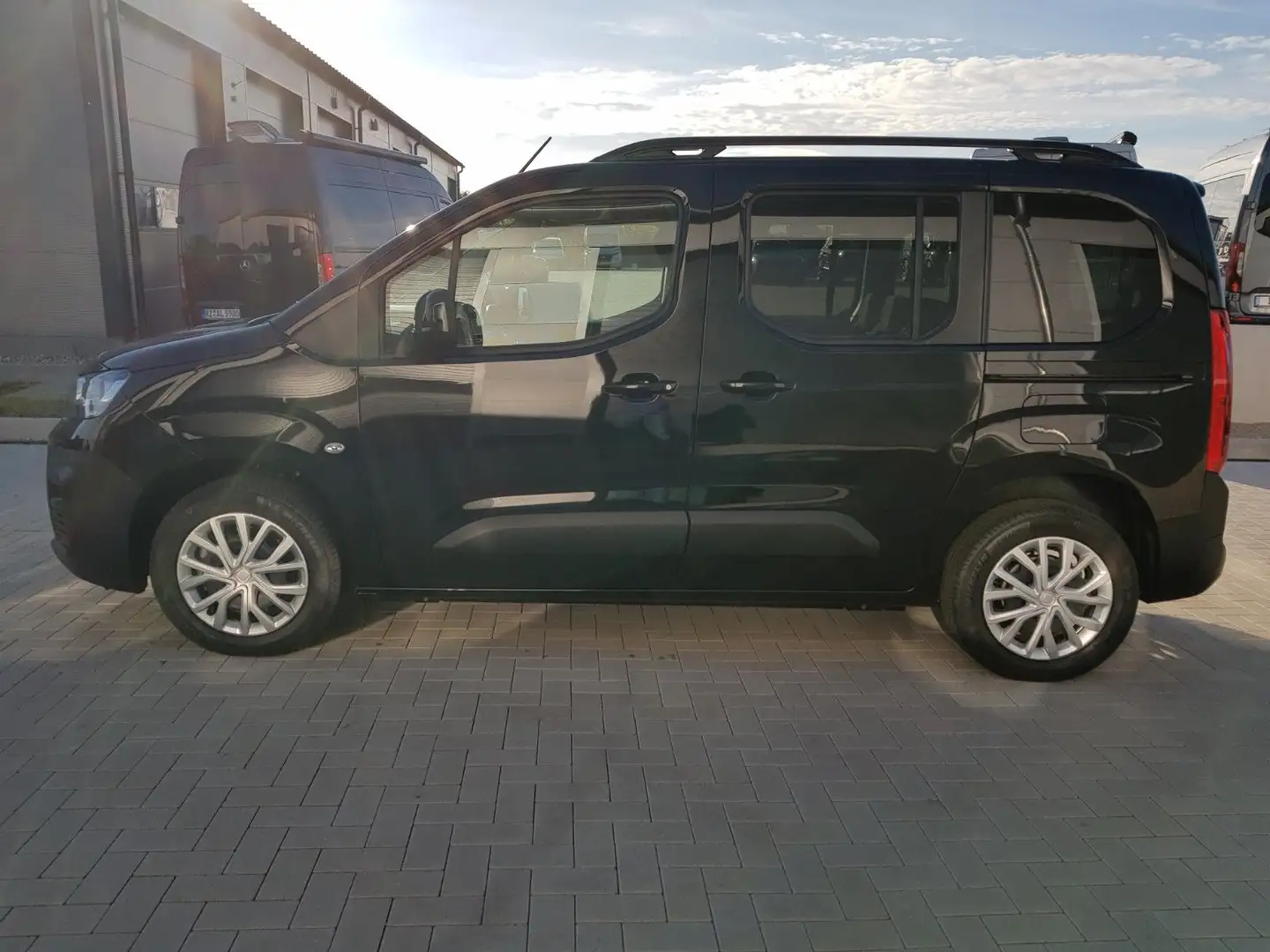 Fiat Doblo E-Doblò Launch Pack 50kWh Černá - 2