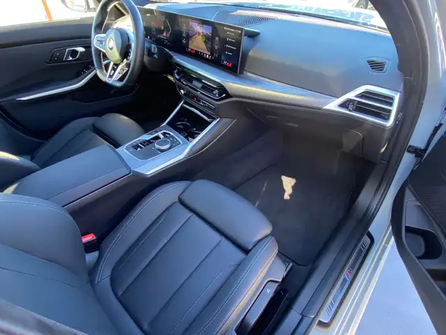 BMW 3 Series view 8