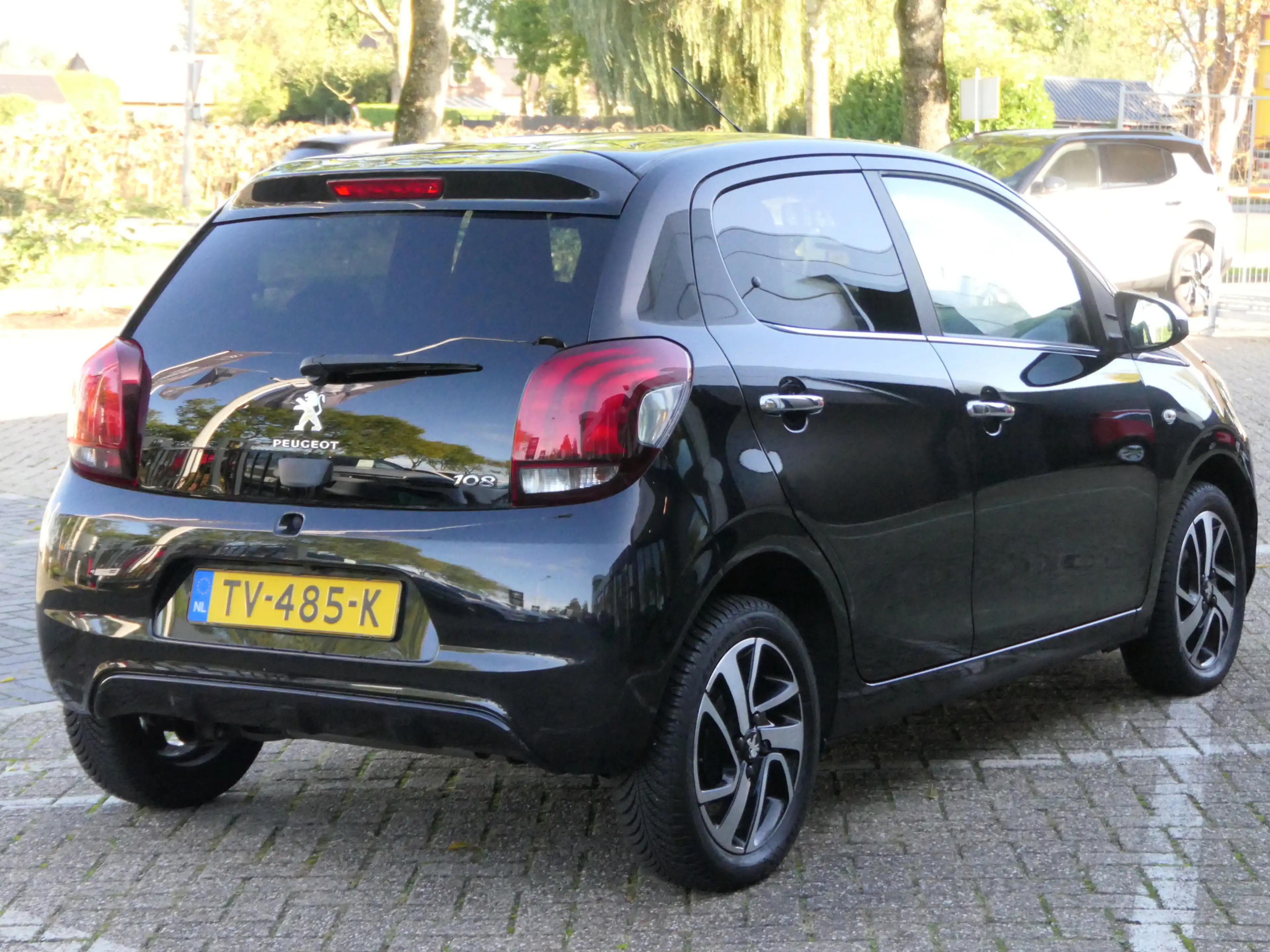 Peugeot 108 1.0 e-VTi Allure | Camera | Apple Carplay/Android — photo 9