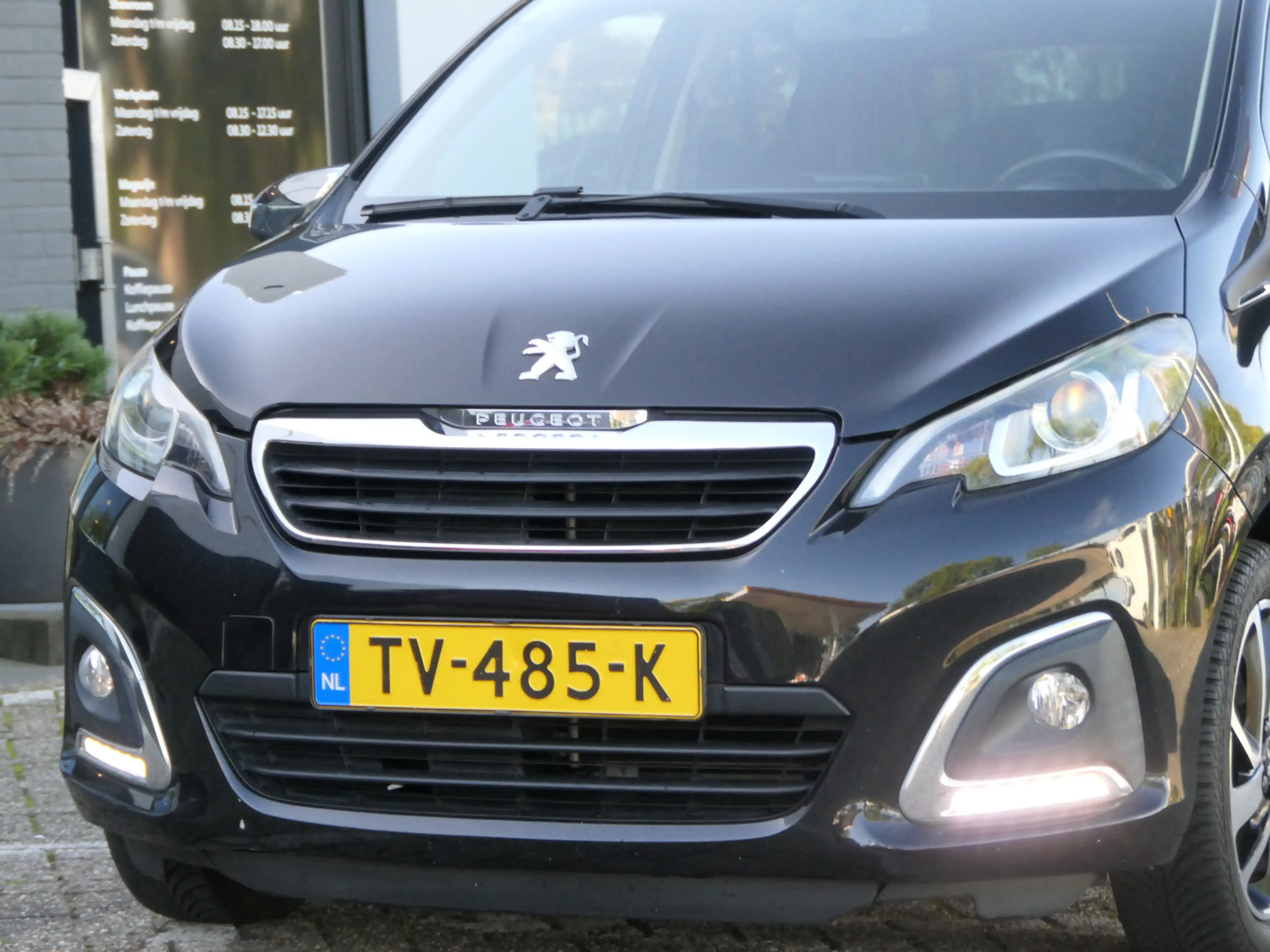 Peugeot 108 1.0 e-VTi Allure | Camera | Apple Carplay/Android — photo 11
