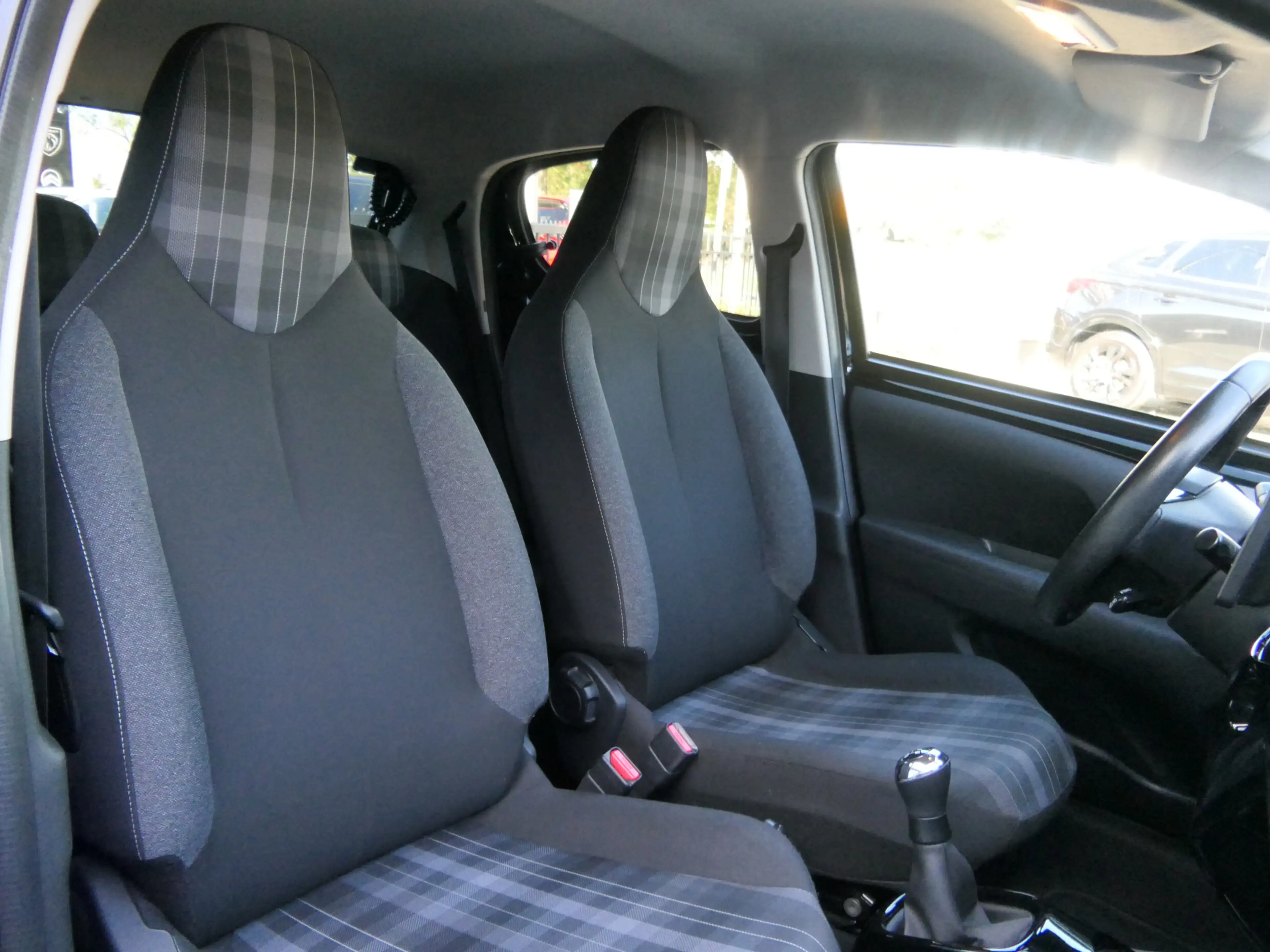 Peugeot 108 1.0 e-VTi Allure | Camera | Apple Carplay/Android — photo 17