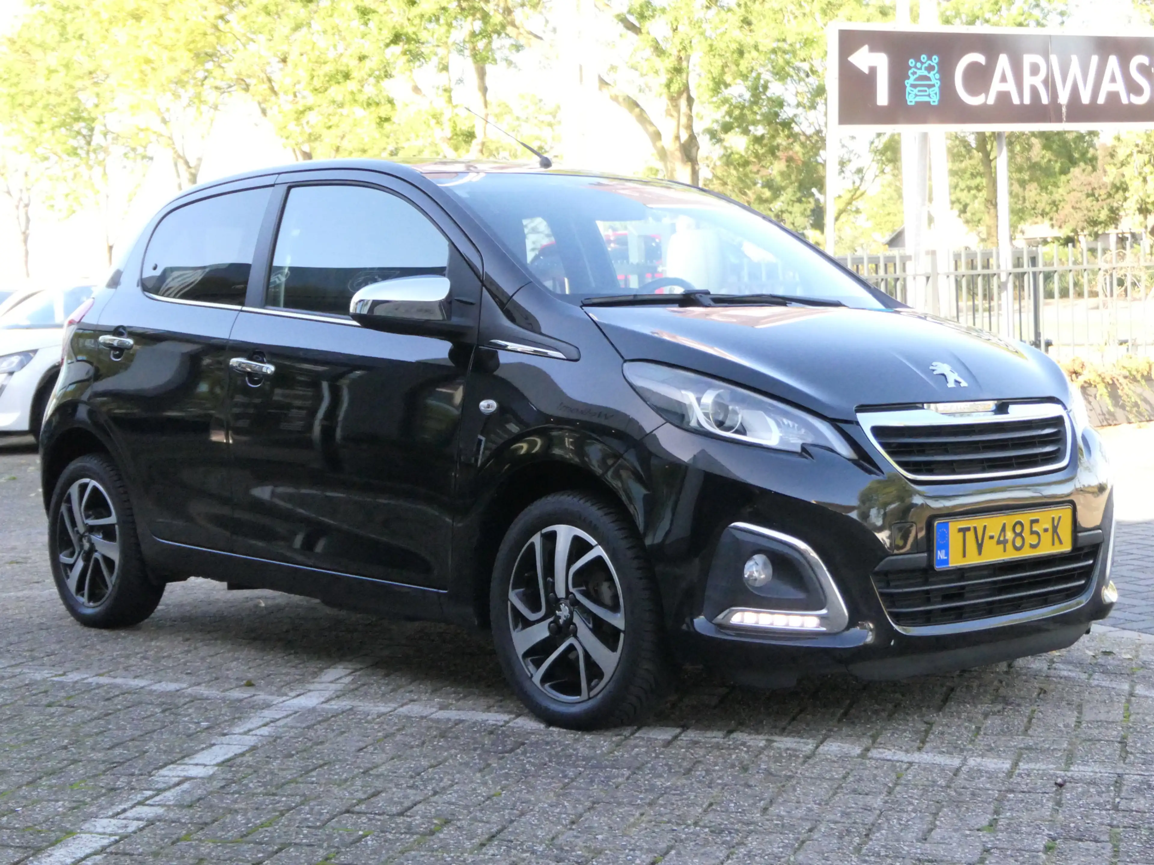 Peugeot 108 1.0 e-VTi Allure | Camera | Apple Carplay/Android — photo 8