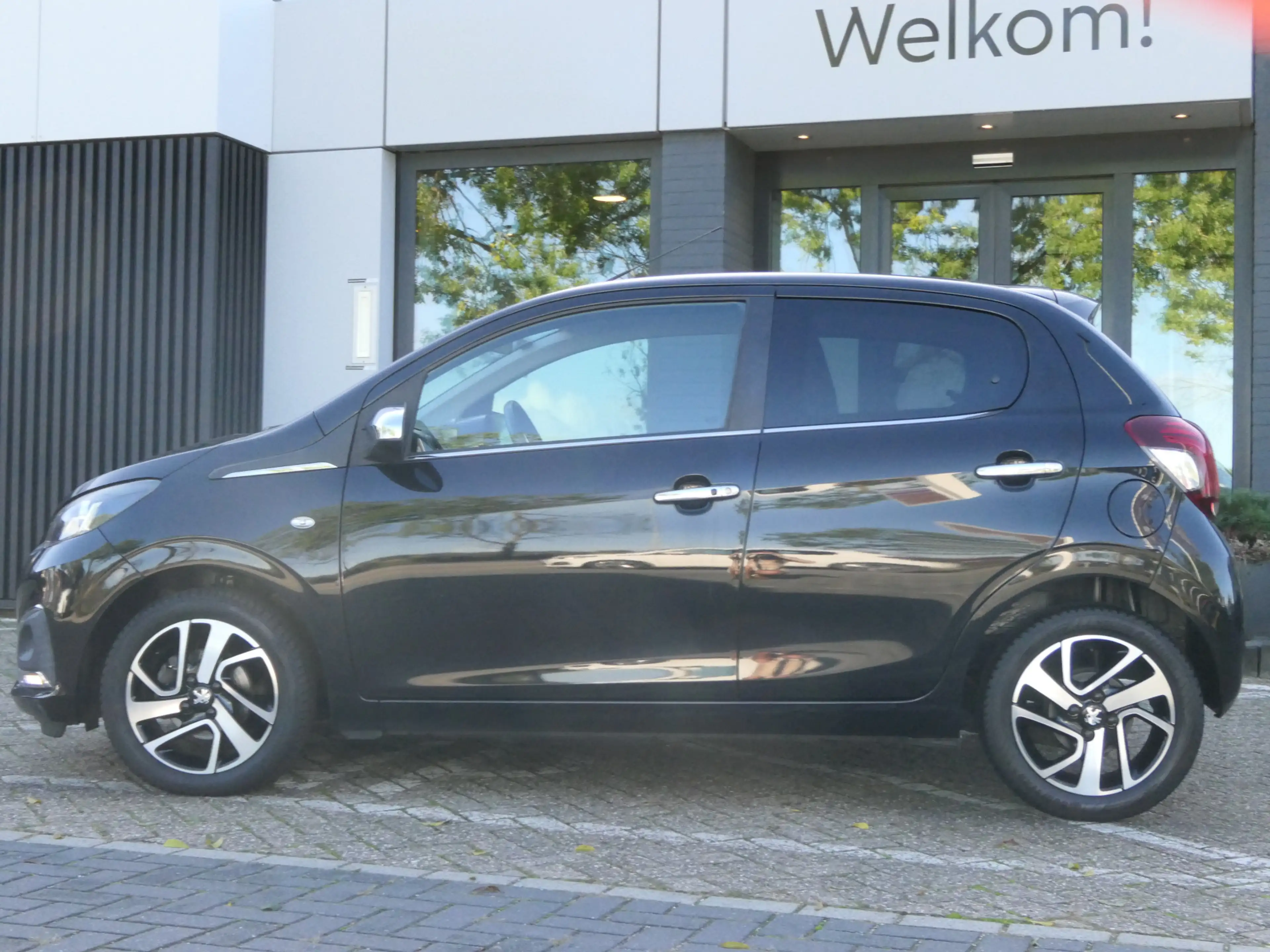Peugeot 108 1.0 e-VTi Allure | Camera | Apple Carplay/Android — photo 2