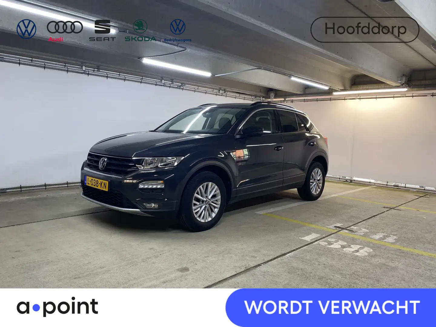 Volkswagen T-Roc 1.0 TSI Style 110 pk | Navigatie | Parkeersensoren Grigio - 1