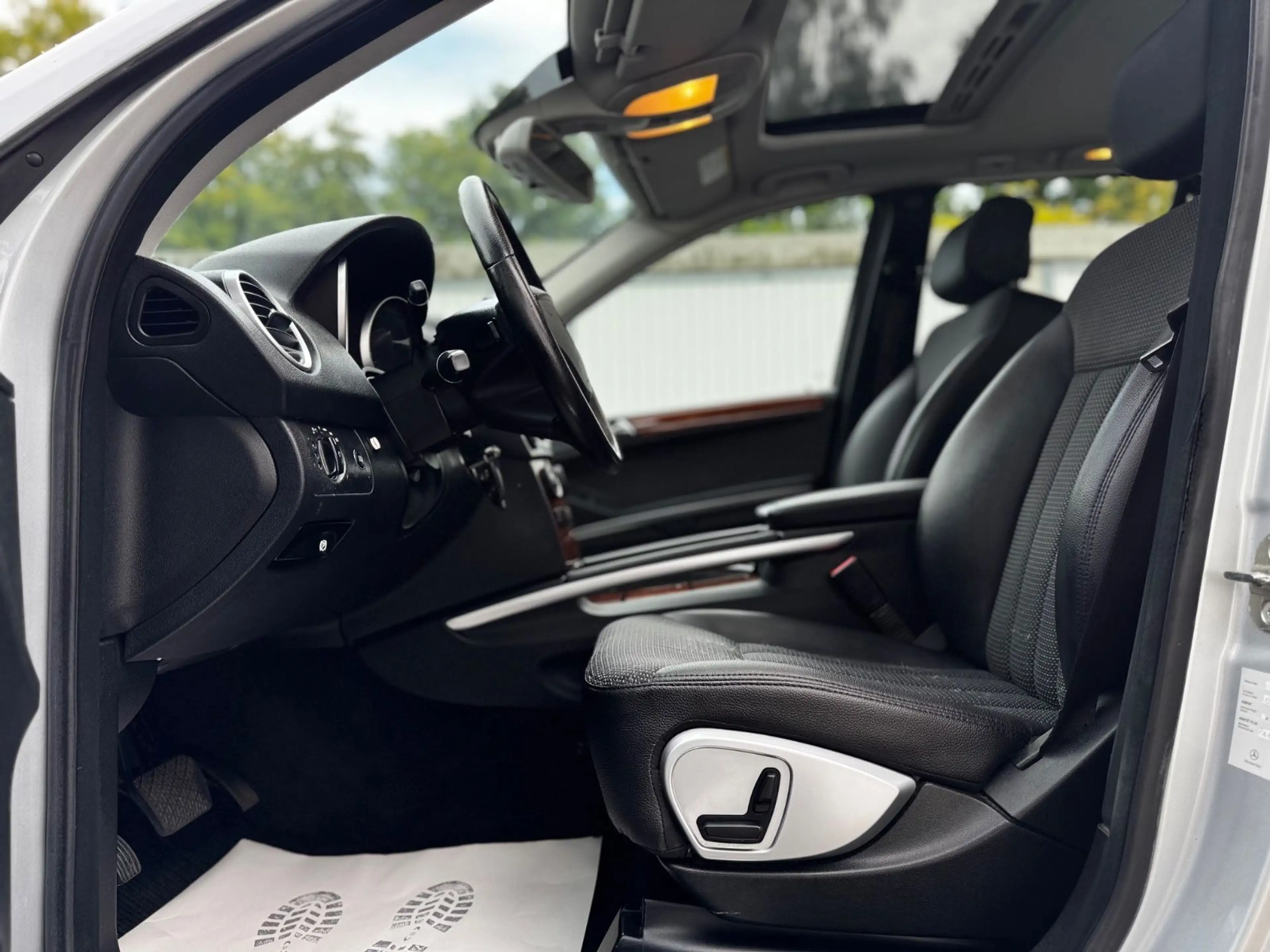 Mercedes-Benz ML 320 CDI 4Matic — photo 9