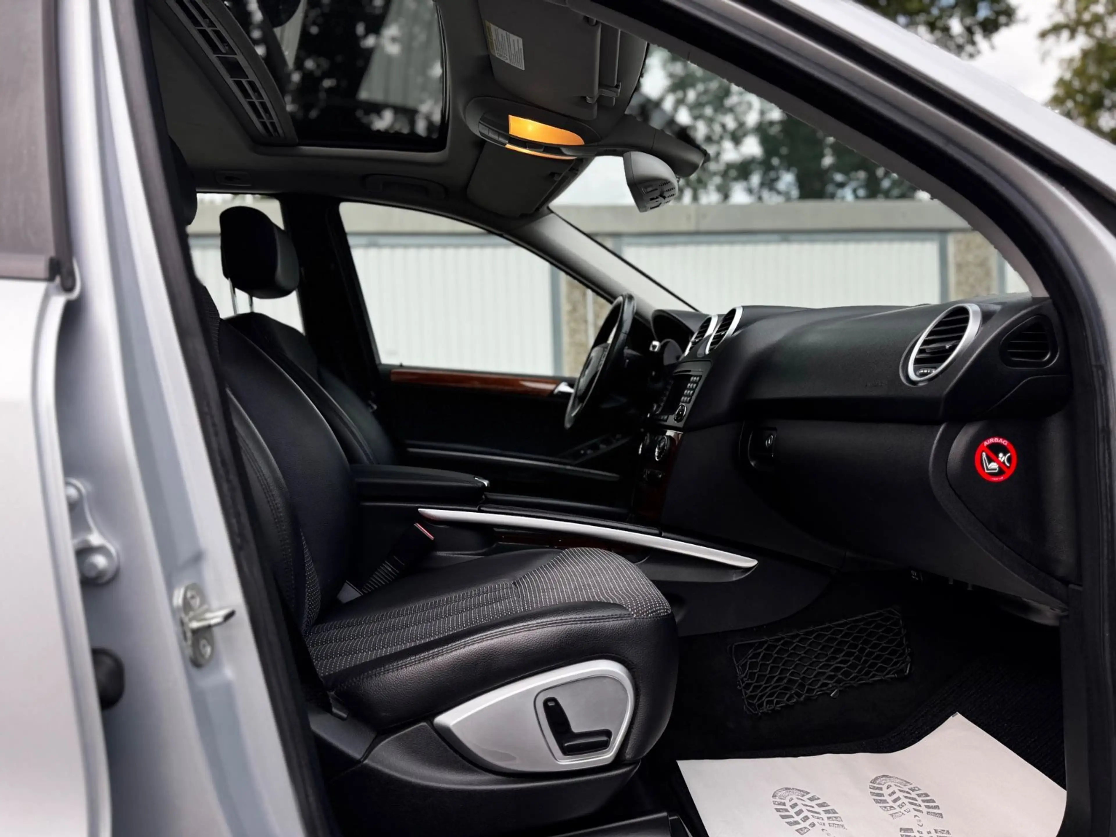 Mercedes-Benz ML 320 CDI 4Matic — photo 15