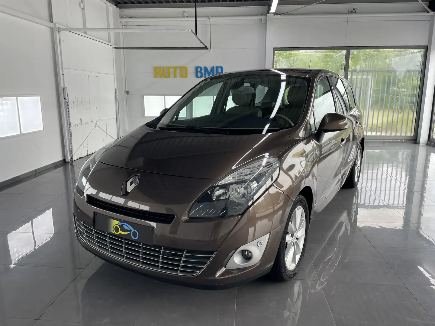 Renault Grand Scenic 2.0 dCi Privilège 5pl. FAP Automatique Brązowy - 1
