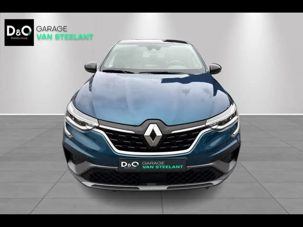 Renault Arkana Hybrid E-Tech R.S. Line full option 6