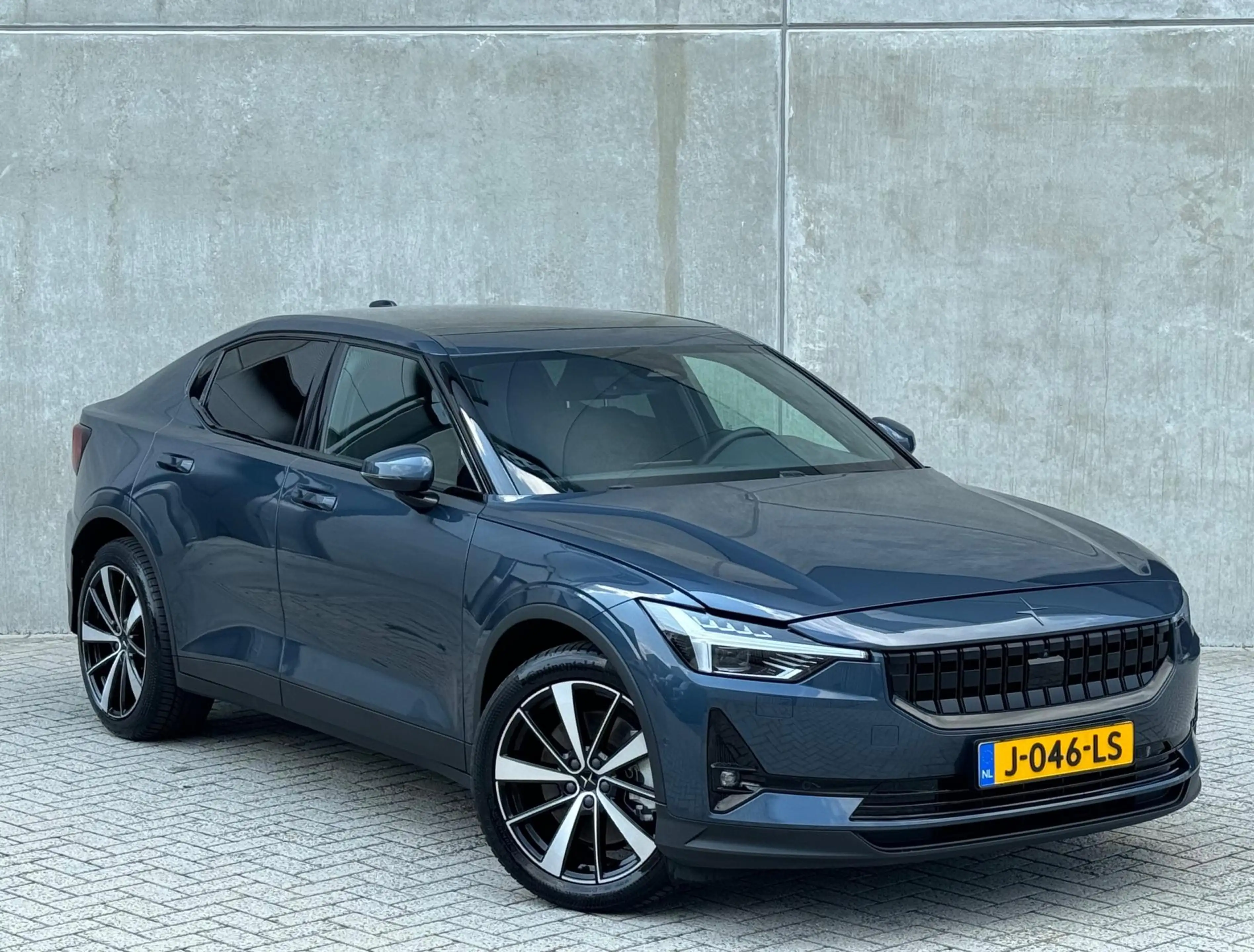 Polestar 2 Long Range Dual Motor 78kWh AWD LAUNCH EDITION — photo 14