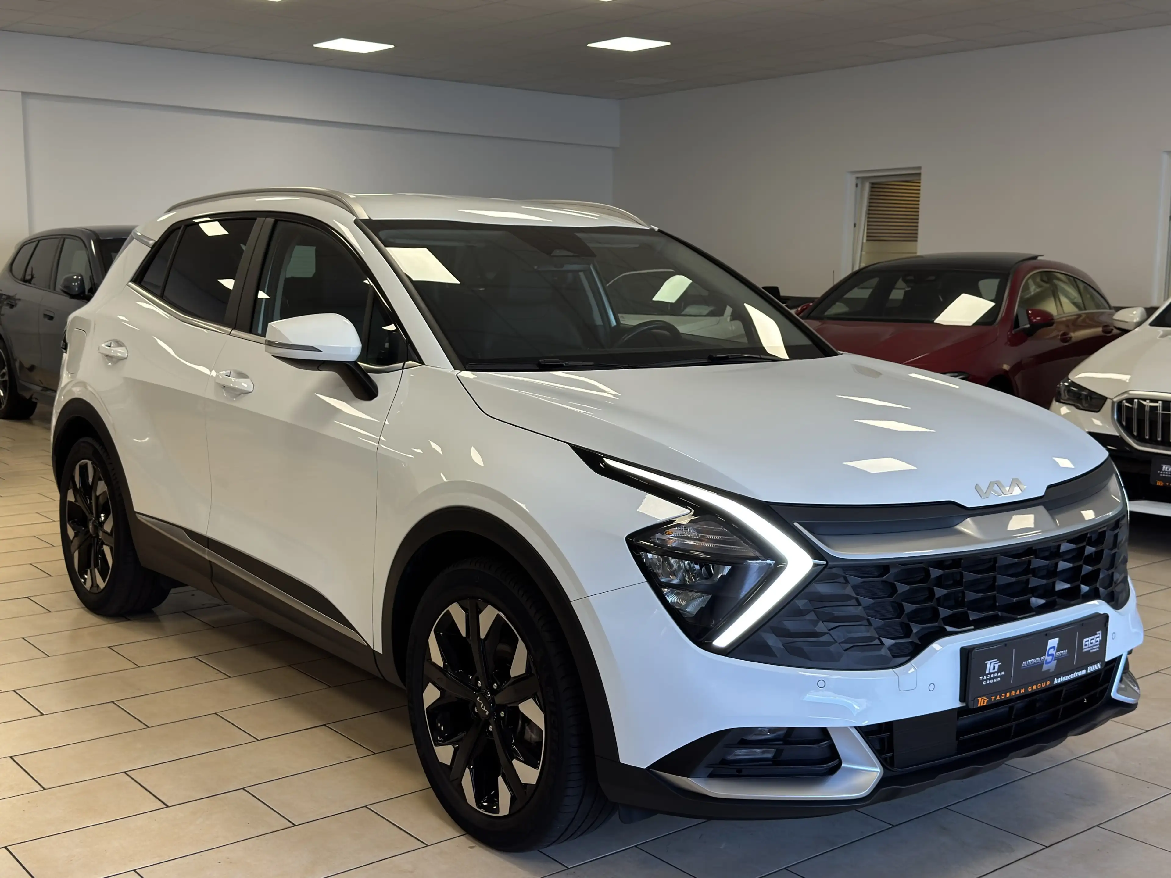 Kia Sportage 4WD Plug-in Leder R.Cam Navi ACC BI-LED — photo 3