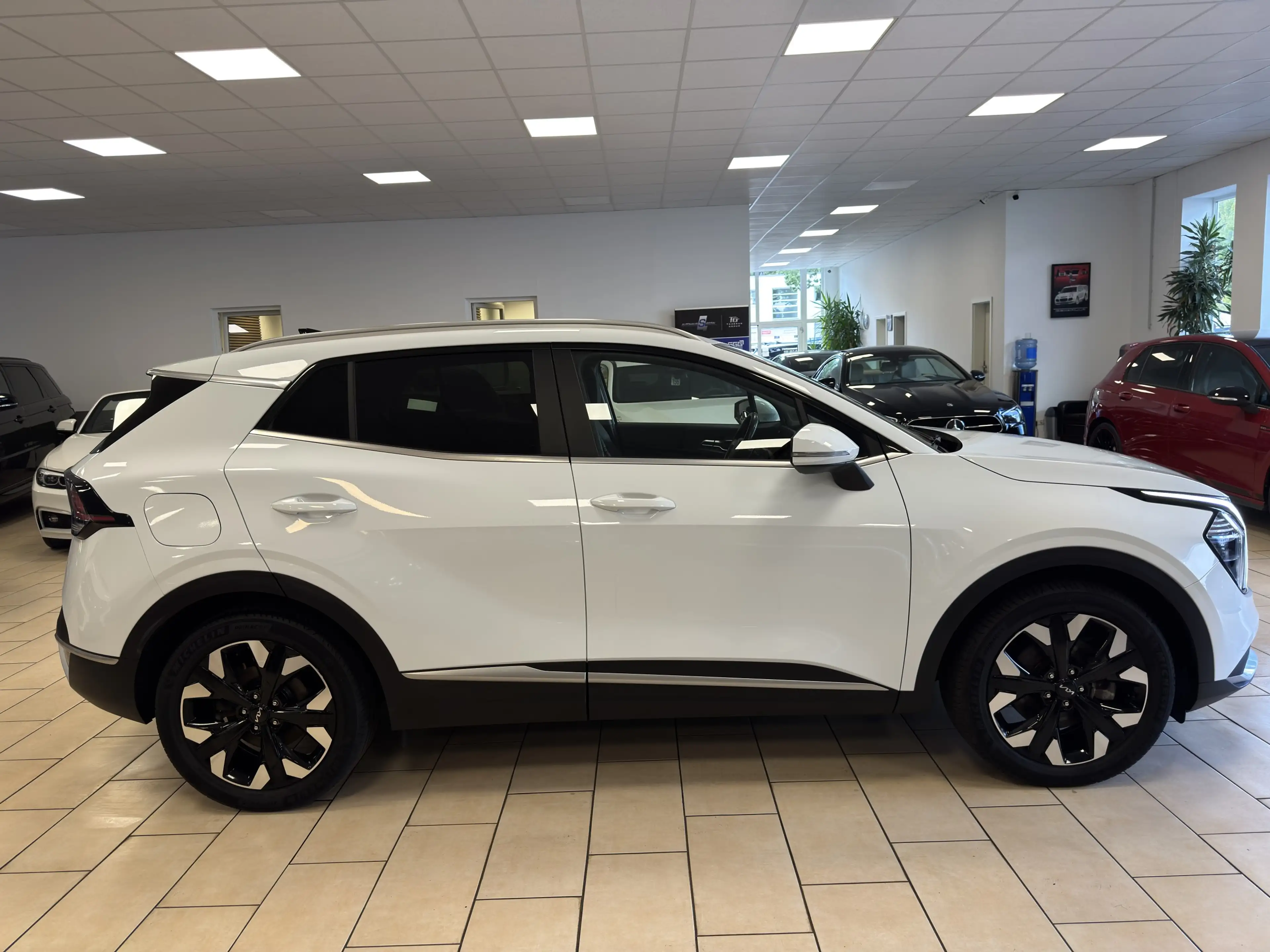 Kia Sportage 4WD Plug-in Leder R.Cam Navi ACC BI-LED — photo 4