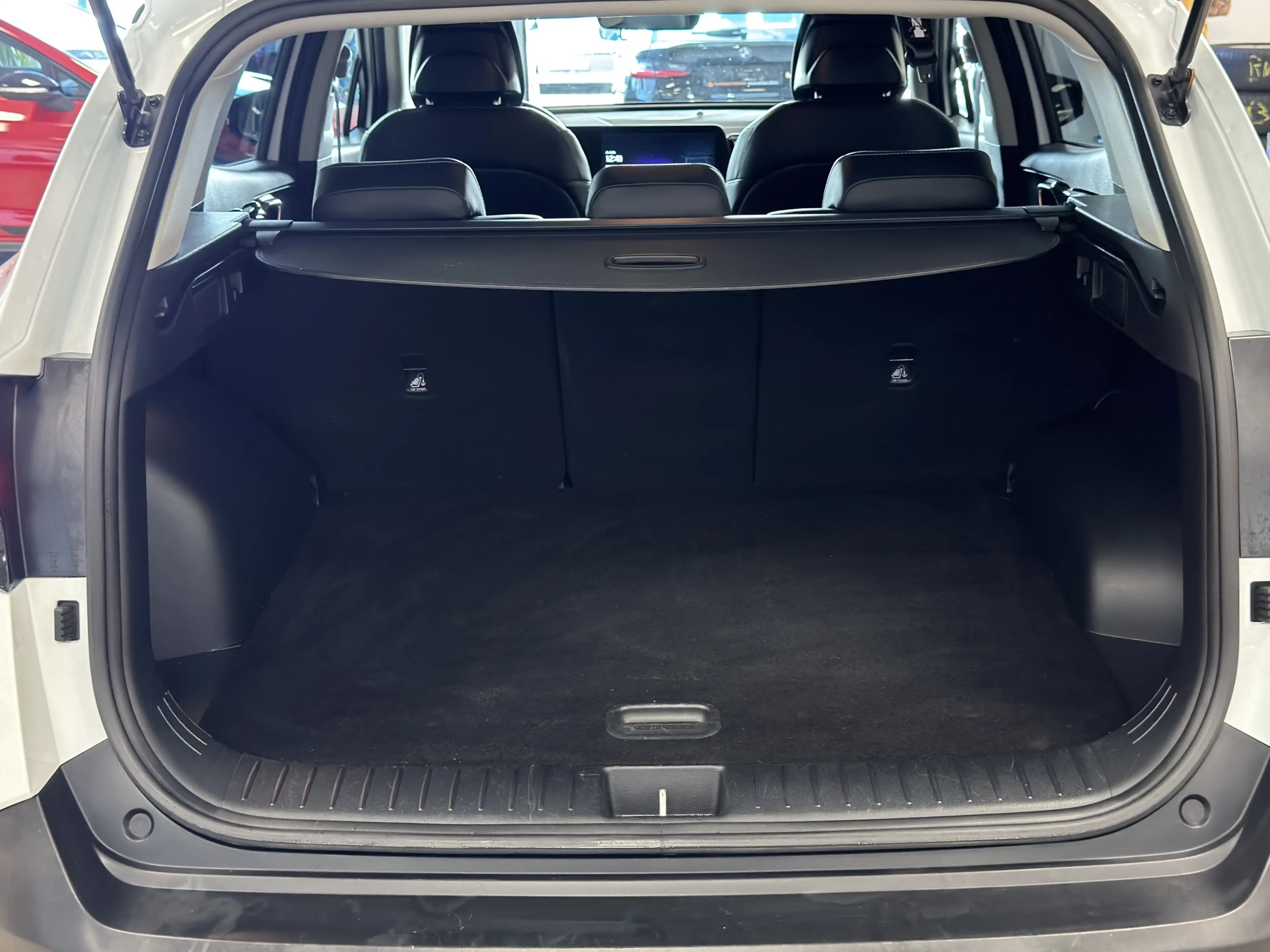Kia Sportage 4WD Plug-in Leder R.Cam Navi ACC BI-LED — photo 7