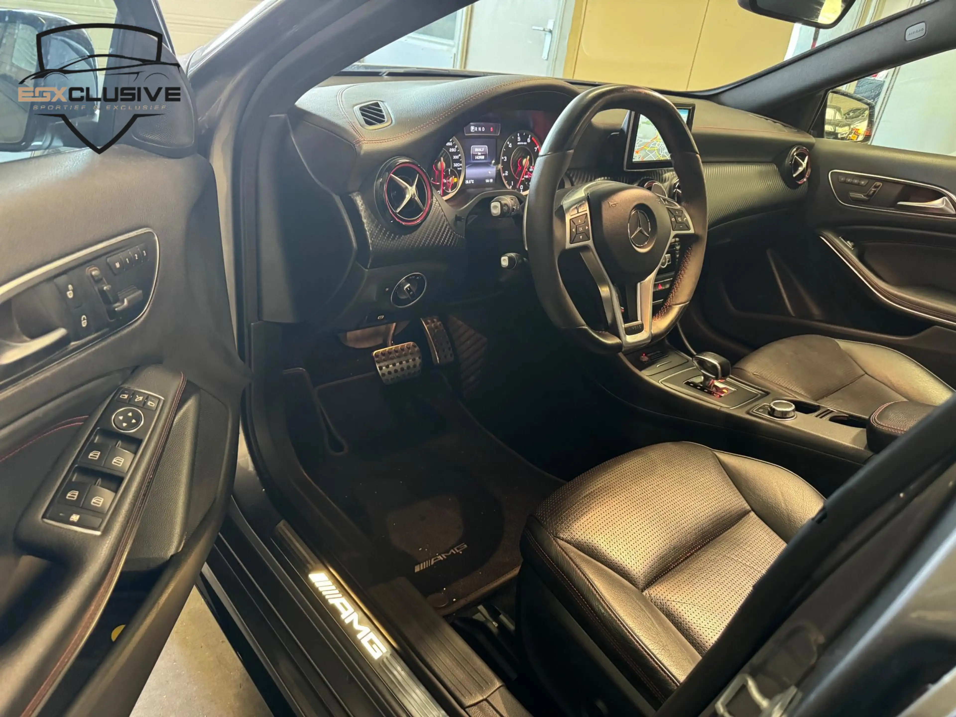 Mercedes-Benz A 45 AMG 4MATIC Edition 1 Pano/Memory — photo 13