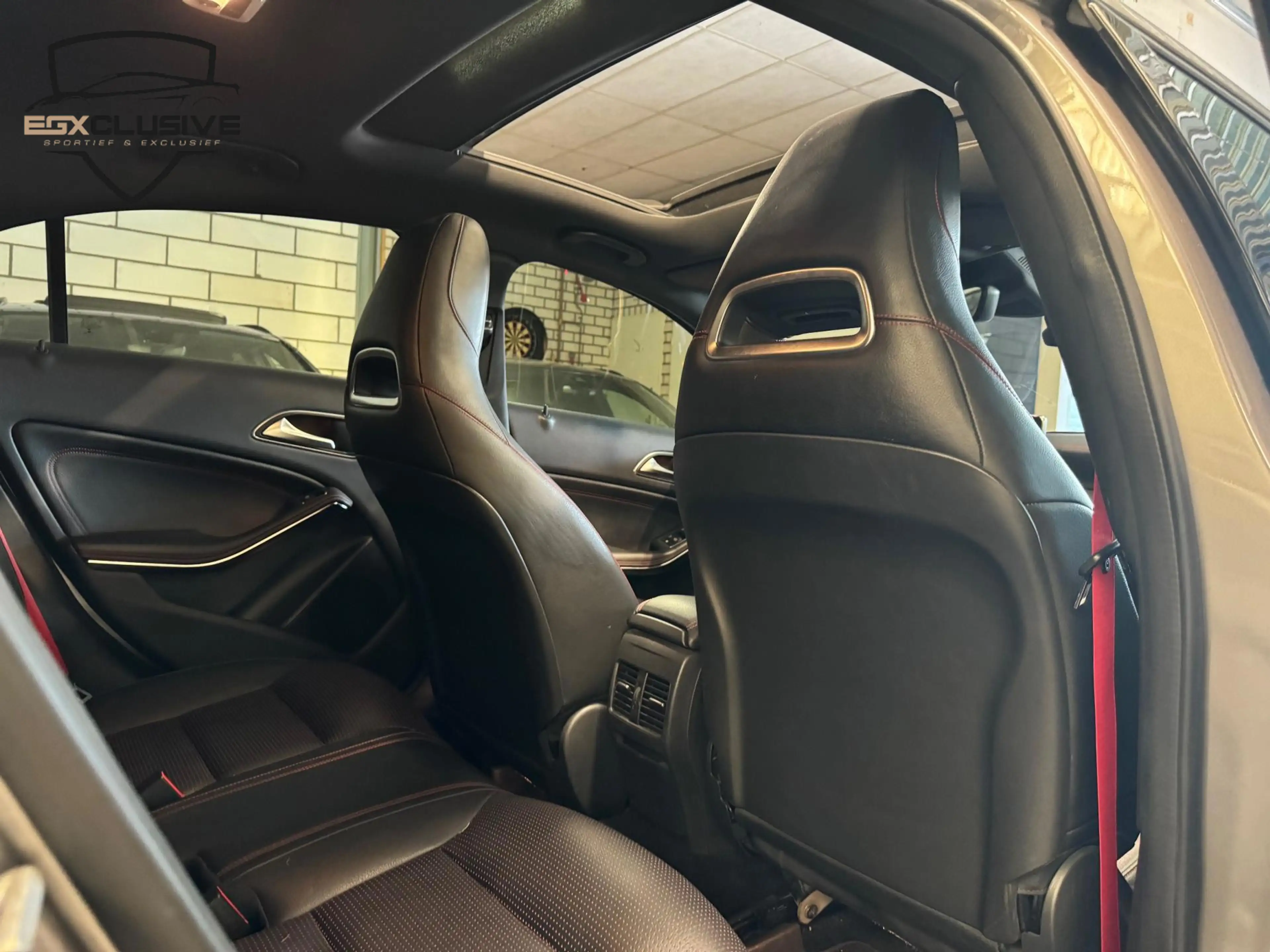 Mercedes-Benz A 45 AMG 4MATIC Edition 1 Pano/Memory — photo 17