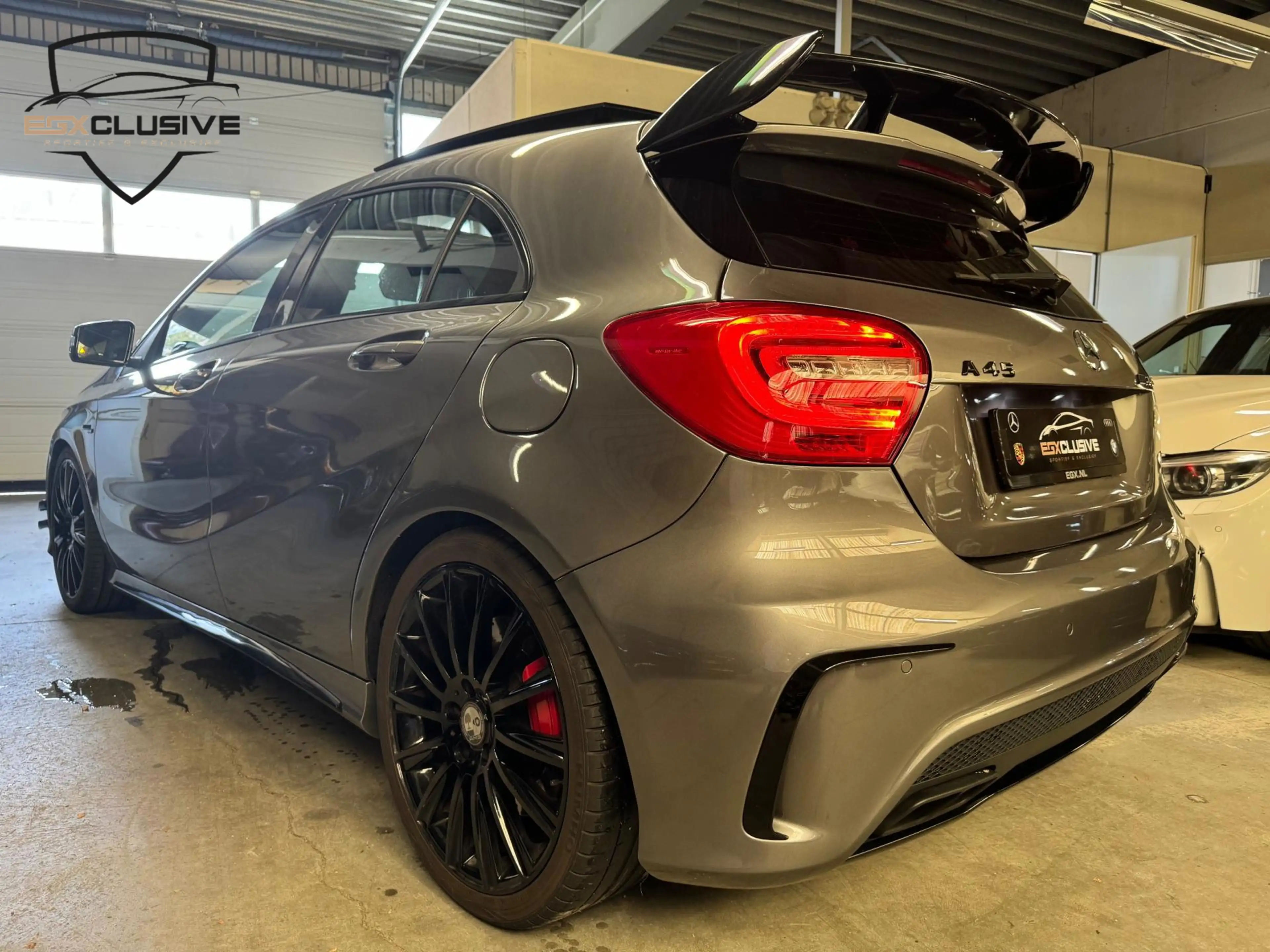 Mercedes-Benz A 45 AMG 4MATIC Edition 1 Pano/Memory — photo 9