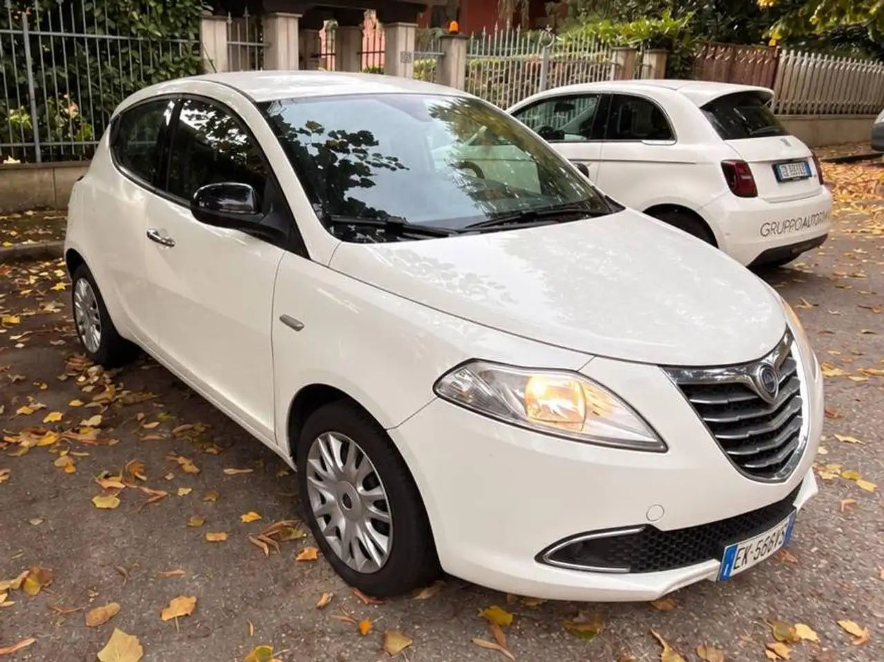 Lancia Ypsilon