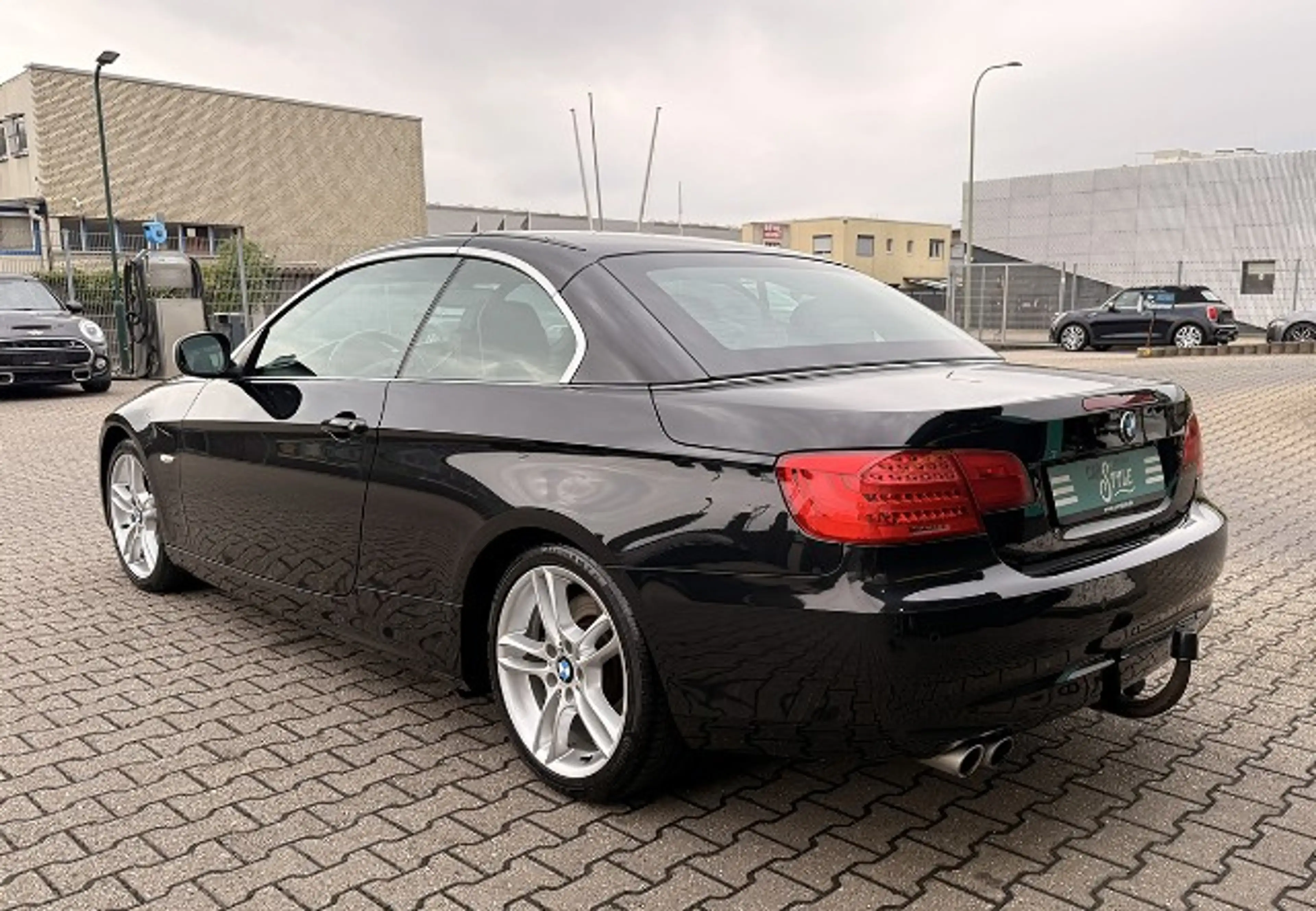 BMW 330 d Cabrio Individual Harman Kardon ACC AHK — photo 12